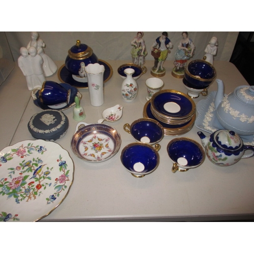 6 - A large quantity of blue and white china, and other ceramics, to include Copeland late spode items, ... 