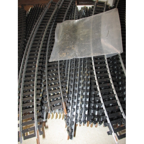 15 - A quantity of ‘00’ gauge model railway items, to include Locos rollingstock and track accessories, a... 