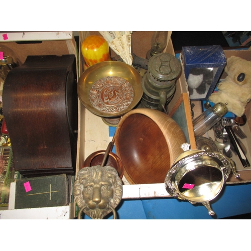 31 - A quantity of general clearance items, to include watches and a clock, all in used condition