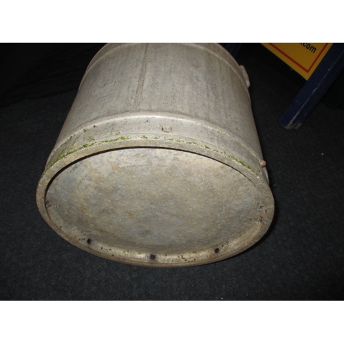 33 - A vintage 5 gallon milk churn from Oxford Lane Dairy, Sible Hedingham, Essex. No lid, in good used c... 