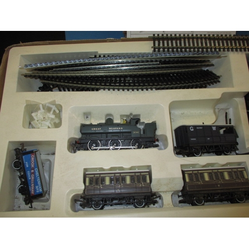 46 - A Hornby GWR mixed traffic ‘00’ gauge railway set with some buildings, in used condition