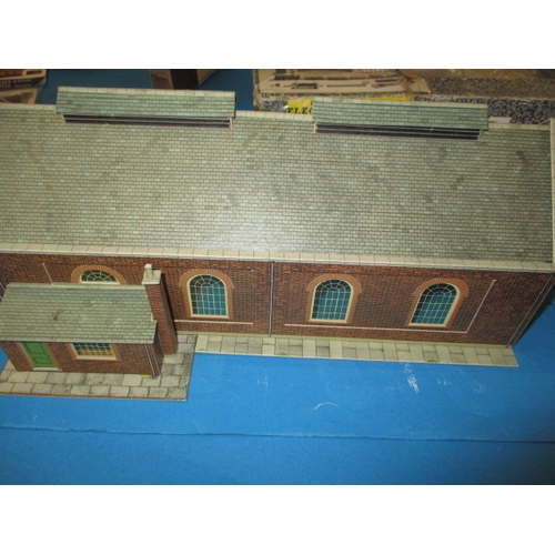 46 - A Hornby GWR mixed traffic ‘00’ gauge railway set with some buildings, in used condition