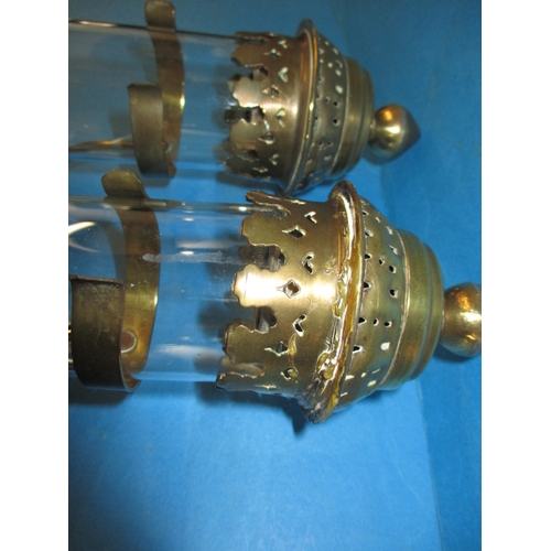 85 - 2 Vintage brass wall mounted candle lamps, in the style of railway carriage lights