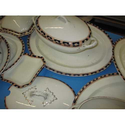 98 - A large quantity of miscellaneous ceramic and glass items, to include a table service by Wood & Sons... 