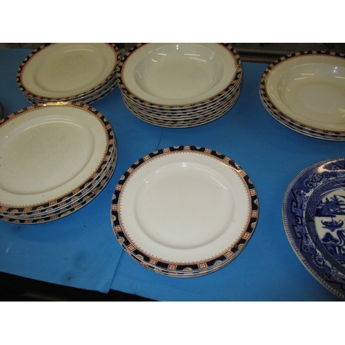 98 - A large quantity of miscellaneous ceramic and glass items, to include a table service by Wood & Sons... 