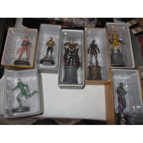 99 - Marvel Eaglemoss chess collection, to include 38 figures, magazines, folders and playing board, all ... 