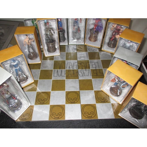 99 - Marvel Eaglemoss chess collection, to include 38 figures, magazines, folders and playing board, all ... 