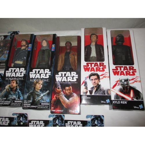 101 - A quantity of Star Wars figures, approx. 17 in total, all in original packaging, to include some 12 ... 