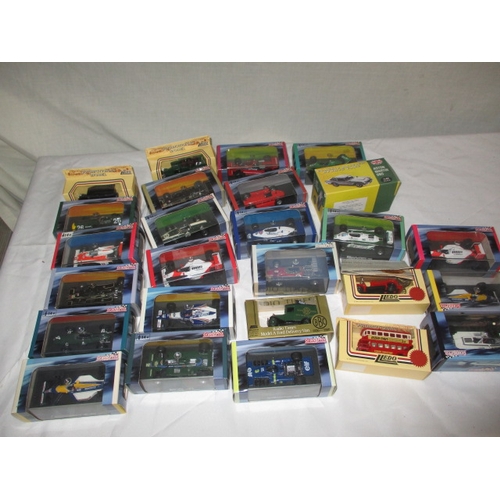 103 - A quantity of Atlas die-cast model F1 cars, Grand prix legends 1:43 scale, in original presentation ... 