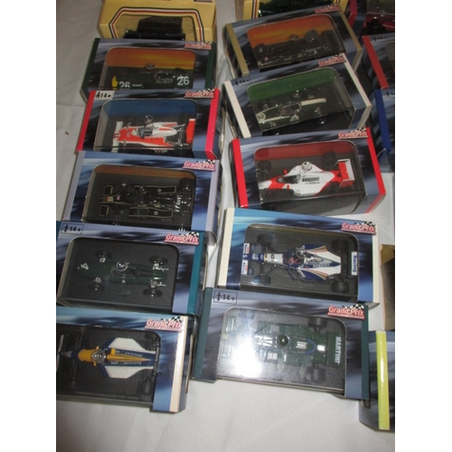 103 - A quantity of Atlas die-cast model F1 cars, Grand prix legends 1:43 scale, in original presentation ... 