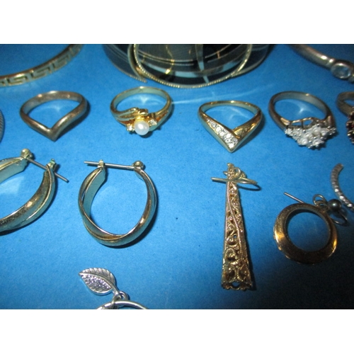 136 - A parcel of costume jewellery and watches, to include some silver items, all in used condition