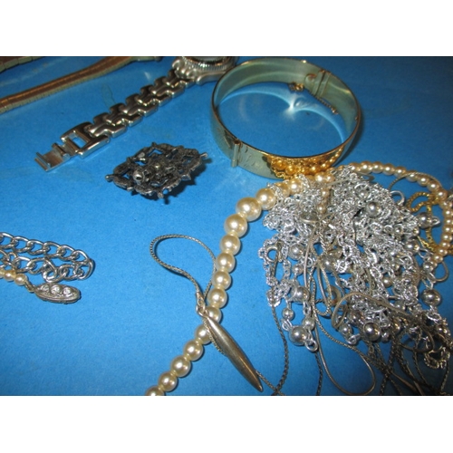 136 - A parcel of costume jewellery and watches, to include some silver items, all in used condition