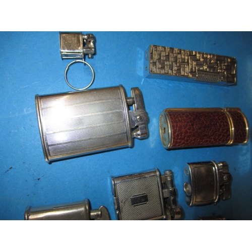 218 - A parcel of vintage cigarette lighters, all in used condition