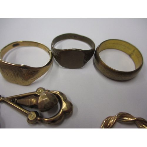 63 - A parcel of gold and yellow metal jewellery items, most items marked for 9ct, some damages, approx. ... 