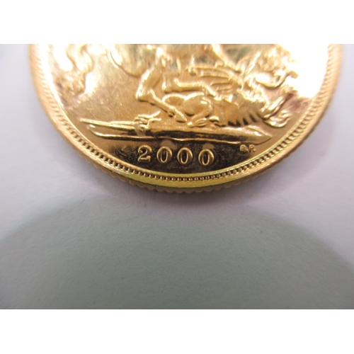 131 - An Elizabeth II  full gold sovereign dated 2000, an uncirculated coin with very fine definition of f... 