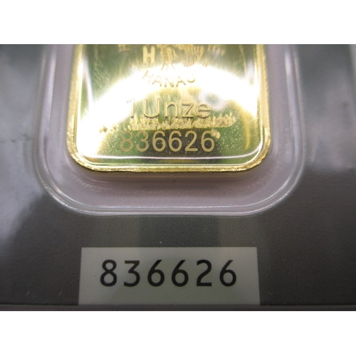 147 - A 1oz fine gold bullion bar in original Heraeus packaging, number 836626