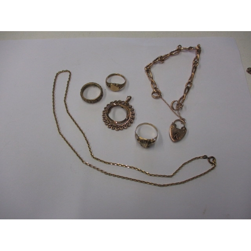 66 - A parcel of gold and yellow metal jewellery items, most marked for 9ct, all in used condition, appro... 