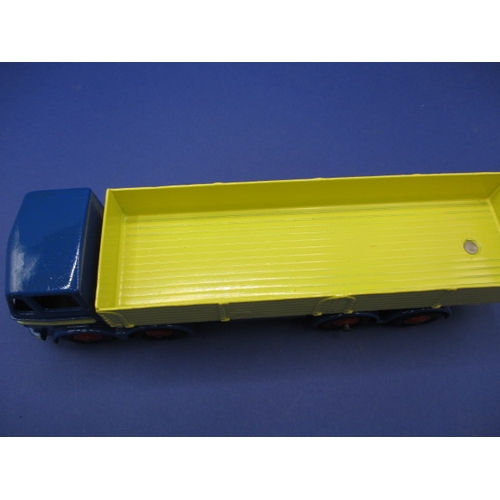 244 - A Dinky Supertoys 934 Leyland Octopus Wagon, in blue and yellow colourway, with original box and mod... 