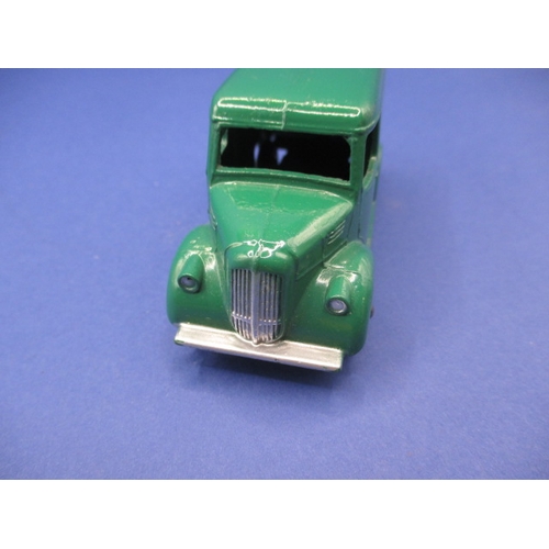 247 - A Dinky Toys 452 Trojan 15 CWT van for Chivers Jellies, with original box which has had flap re-stuc... 