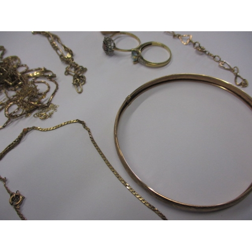 68 - A parcel of gold and yellow metal items, some damages, approx. gross parcel weight 40g