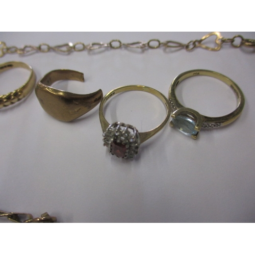 68 - A parcel of gold and yellow metal items, some damages, approx. gross parcel weight 40g