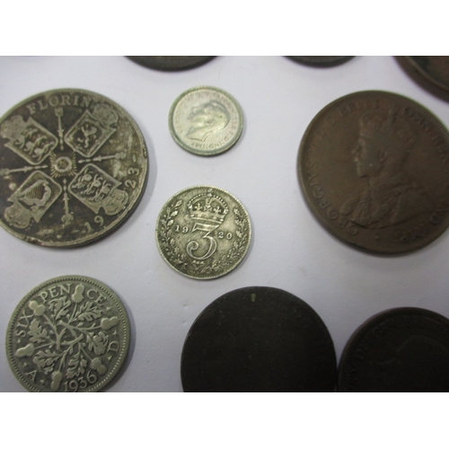 156 - A parcel of Georgian and later coins, to include silver and part-silver examples and a Russian coppe... 