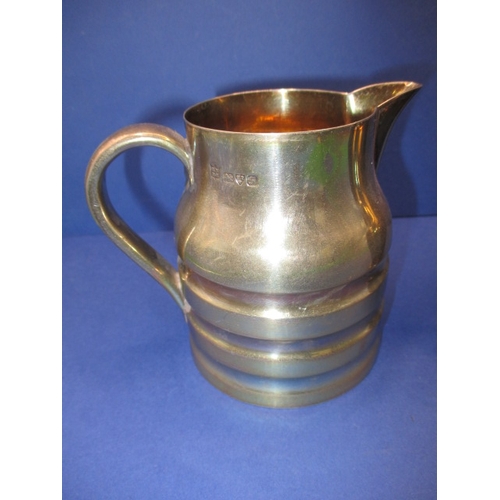 220 - Two vintage sterling silver cream jugs, both in good pre-owned condition, approx. gross parcel weigh... 