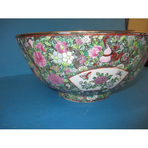 267 - An antique Chinese famille rose porcelain bowl, approx. diameter 32cm in excellent pre-owned conditi... 