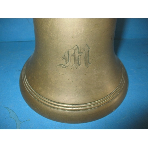 300 - A Victorian hand school bell, approx. height 34cm,in good condition (B)