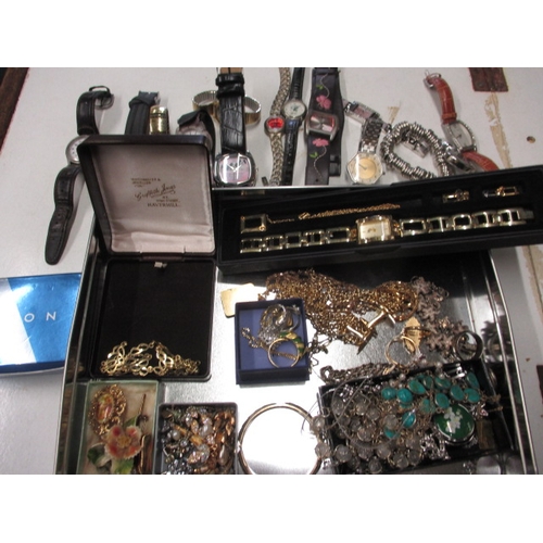 211 - A parcel of vintage costume jewellery and watches, all in used condition and watches not tested as t... 