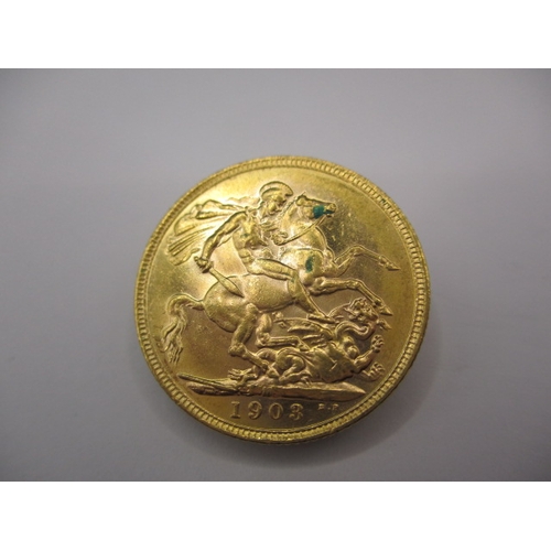 109 - An Edward VII gold sovereign dated 1903, a circulated coin with fine definition of features