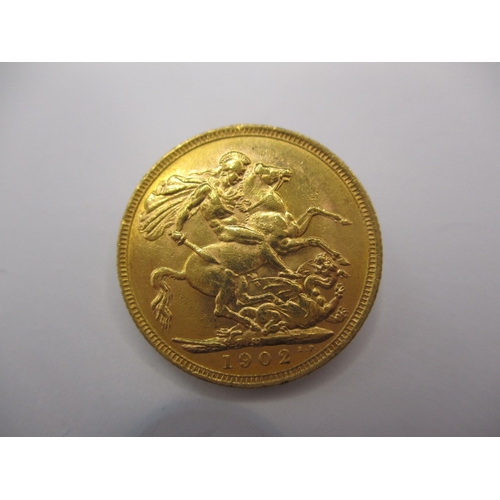 112 - An Edward VII gold sovereign dated 1902, a circulated coin with fine definition of features