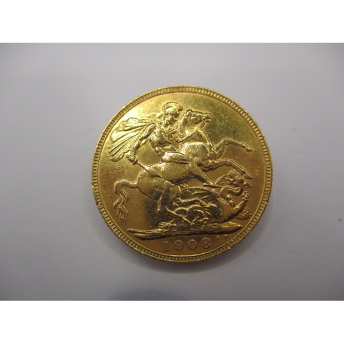 113 - An Edward VII gold sovereign dated 1908, a circulated coin with fine definition of features