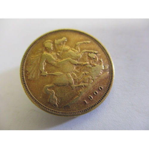 126 - A Victorian gold half sovereign dated 1900,  a circulated coin with fine definition of features