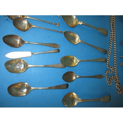 199 - A parcel of antique and later silver and white metal items, all in used condition, approx. gross par... 