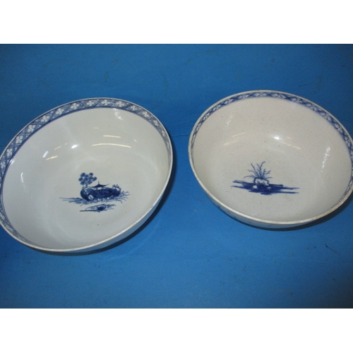 232 - Two antique Worcester blue & White bowls and a later example, approx. diameter of largest 20cm, no o... 