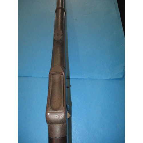 257 - An antique Martini Henry rifle, approx. length 104cm having general use related marks