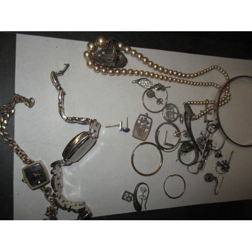 217 - A parcel of vintage costume jewellery and watches, to include one 18ct gold dress ring a 9ct gold ch... 