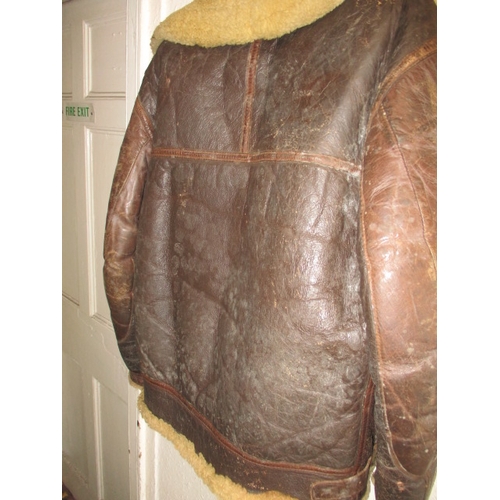 250 - A genuine WW2 officers flying jacket, type B-3 size 48R, former property of lance corporal? Peter Re... 