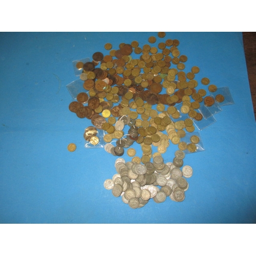 176 - A large quantity of mainly pre decimal coins, to include 780g of part silver coins all in circulated... 