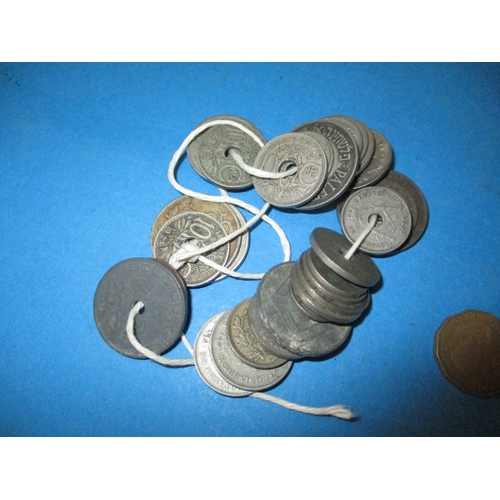 176 - A large quantity of mainly pre decimal coins, to include 780g of part silver coins all in circulated... 