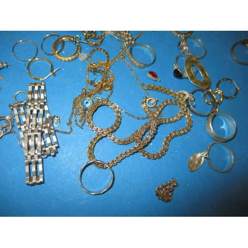 218 - A quantity of vintage costume jewellery and watches to include silver and yellow metal items all in ... 