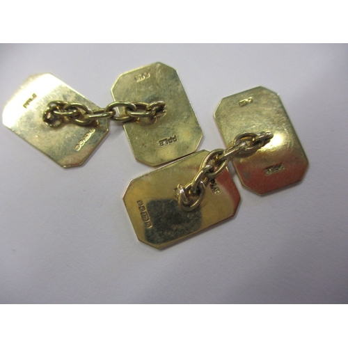 75 - A pair of 9ct yellow gold cufflinks, no initials, in useable pre-owned condition, approx. parcel wei... 