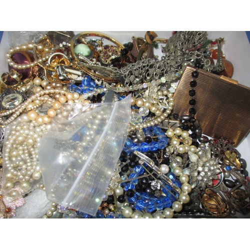 221 - A large quantity of vintage costume jewellery, to include some silver items and a gold pendant and a... 