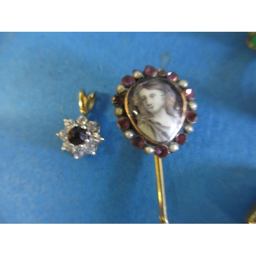 221 - A large quantity of vintage costume jewellery, to include some silver items and a gold pendant and a... 