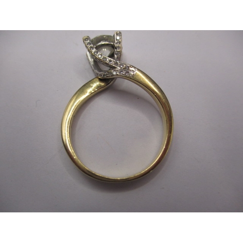 8 - An 18ct yellow gold diamond ring, having milli-grain diamonds to mounts and a central stone measurin... 