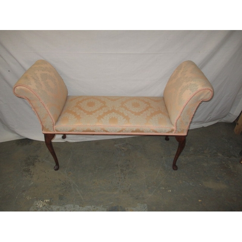 325 - A vintage upholstered, twin seater window seat. Would benefit from re-upholstery. Approximate width ... 