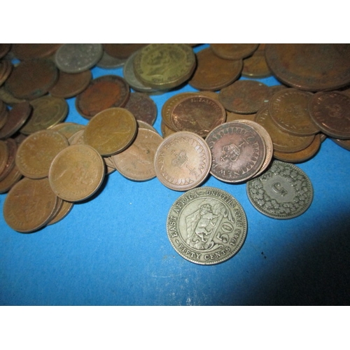 7 - A parcel of vintage coins, all in circulated condition