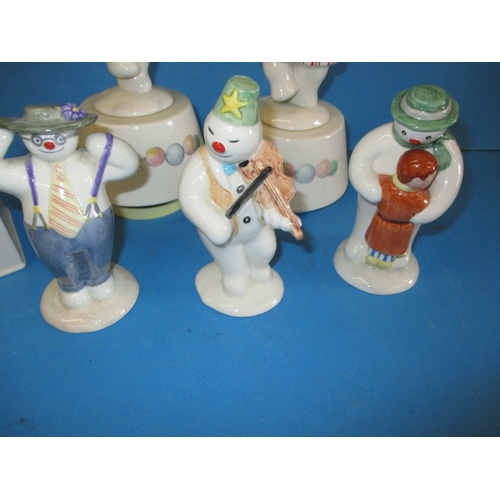 42 - 6 Vintage Royal Doulton Snowman figures , to include 2 musical examples, all in good pre-owned condi... 