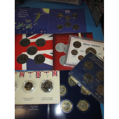 50 - A very large quantity of modern collectors coins, to include a 2009 Kew Gardens 50p and Coin checker... 